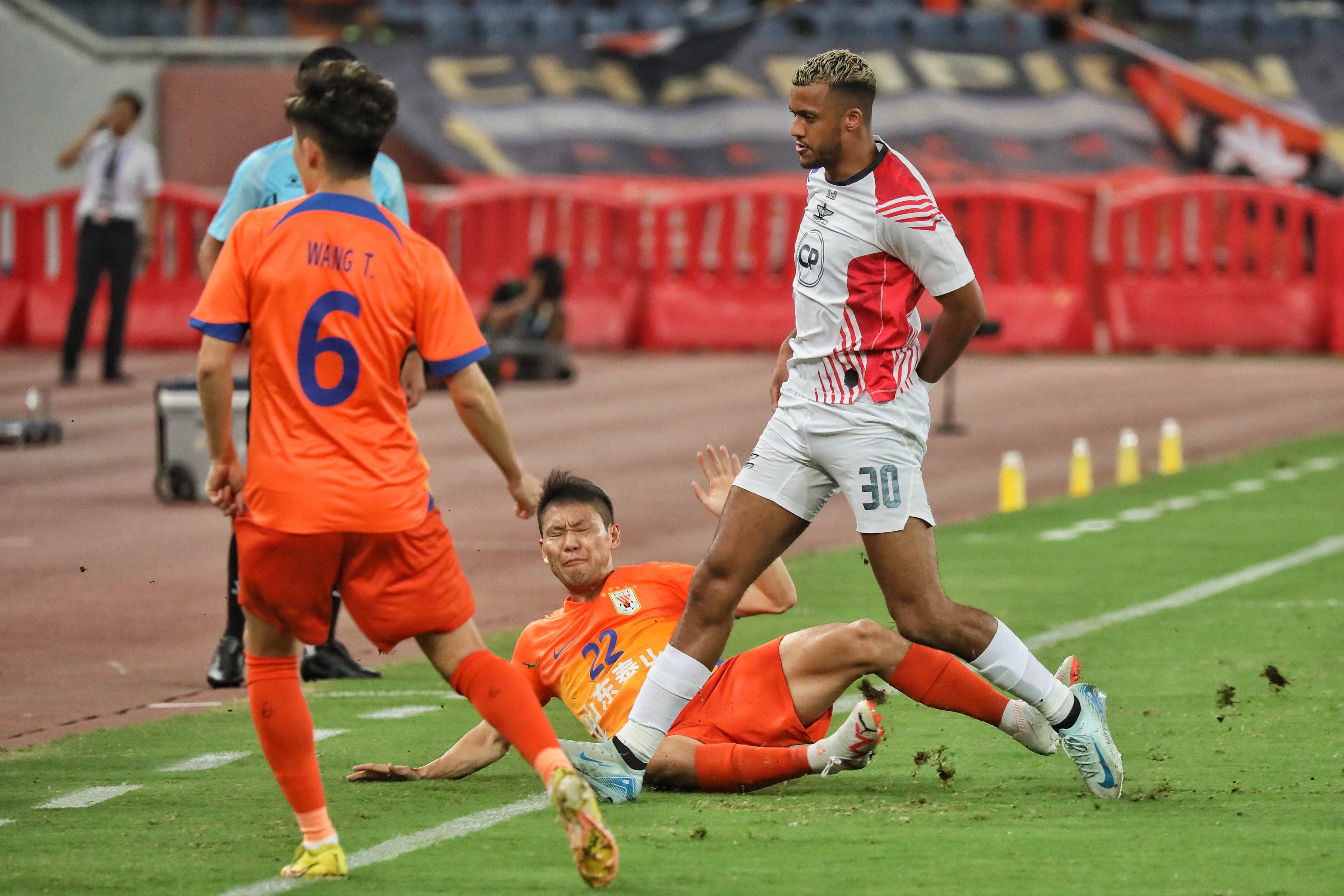 关于亚特兰大迎亚冠关键赛，赛后防线松动，目标明确，更衣室氛围转暖的信息