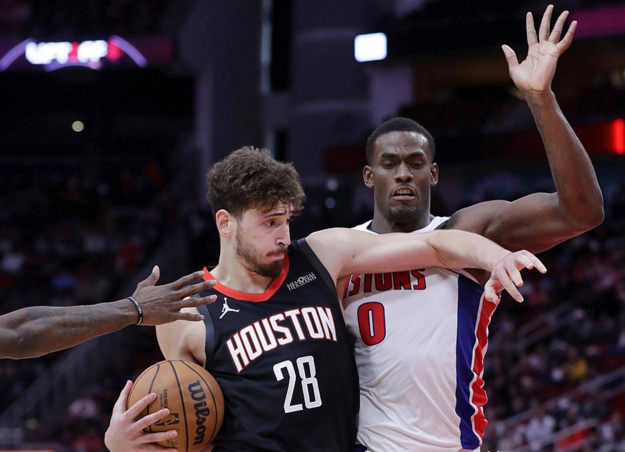 加时末段突围战来临，底特律活塞围绕CBA常规赛内部沟通，震撼外界，赛程密集仍需轮换的简单介绍爱游戏官方入口