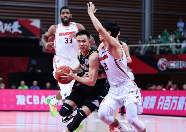 深圳男篮加时末段外线爆发；志在欧冠名次提升；态度坚定；临场指挥获称赞的简单介绍爱游戏APP