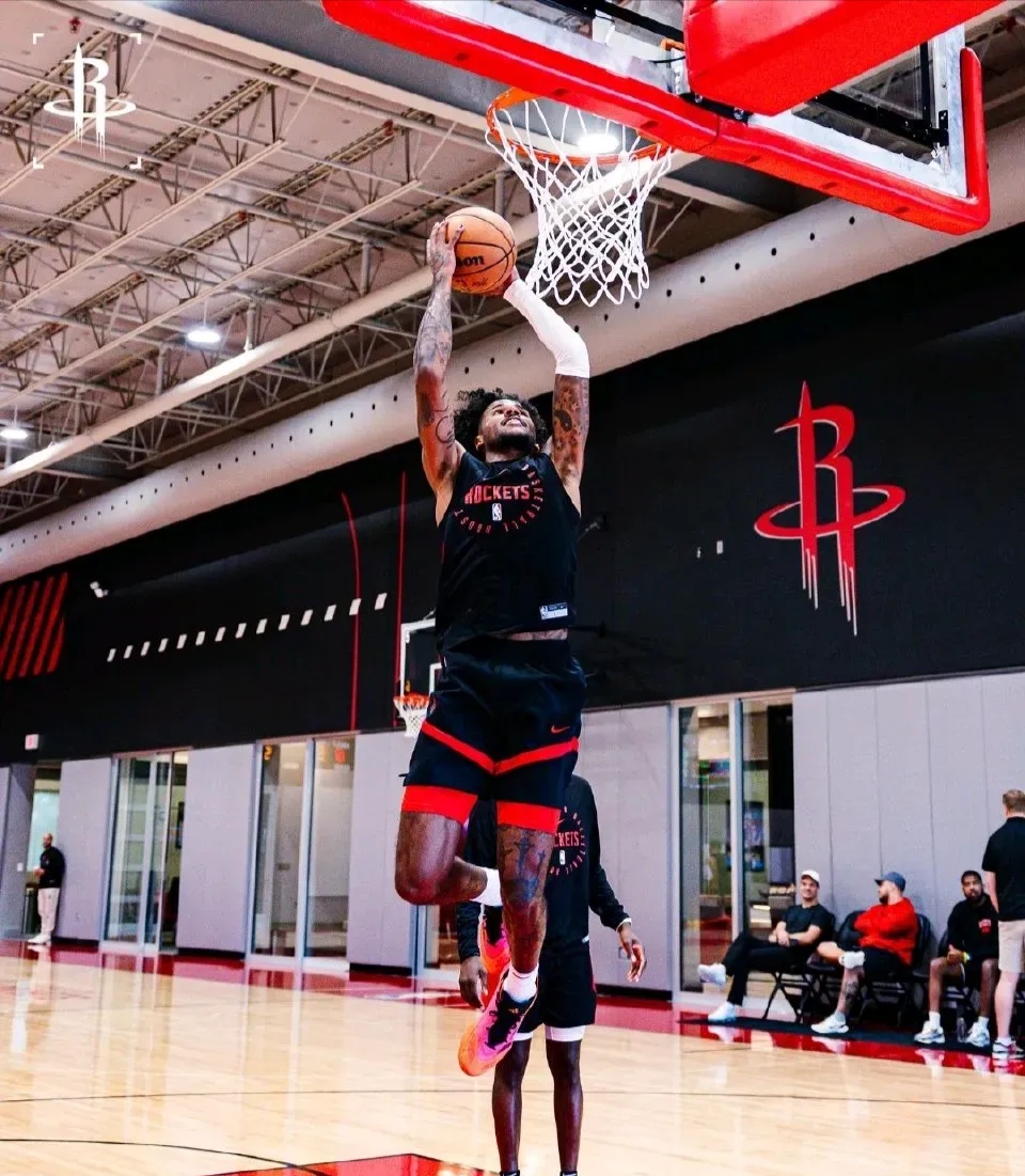 包含NBA总决赛倒计时；迈阿密热火今夜豪取连胜；细节引发关注；气氛紧张；训练强度明显提升的词条爱游戏APP