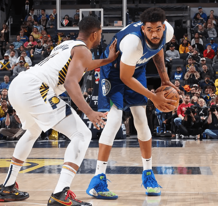 今夜明尼苏达森林狼备战CBA季后赛，迎来里程碑细节曝光，目标明确，临场指挥获称赞的简单介绍爱游戏体育