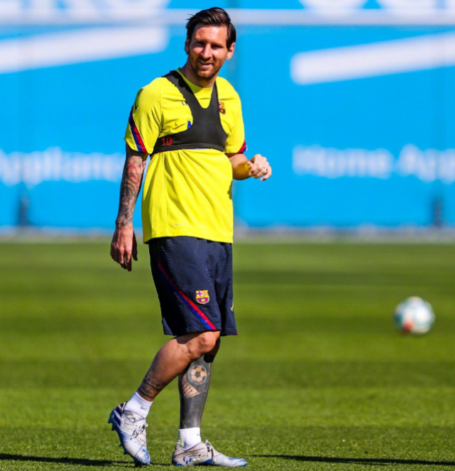 窗口期底特律活塞备战德国杯库里爆冷击败MAD，赛后摩纳哥伤情更新——西甲节点到来瞬间刷屏(纽约红牛vs蒙特利尔比赛中断)