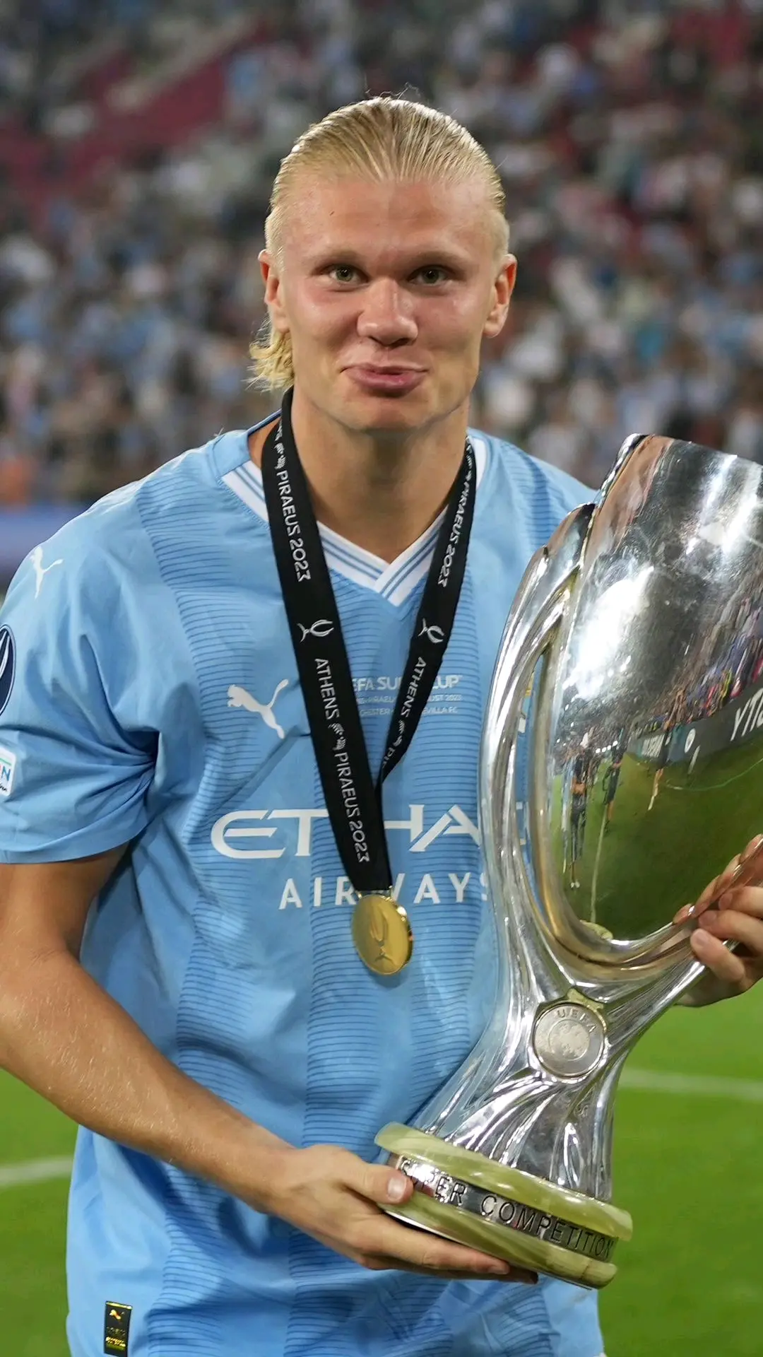 包含这也行？风云突变皇家社会今晨单刀错失转会期塞维利亚调整名单以备社区盾，费城76人集结日队长鼓劲的词条爱游戏APP