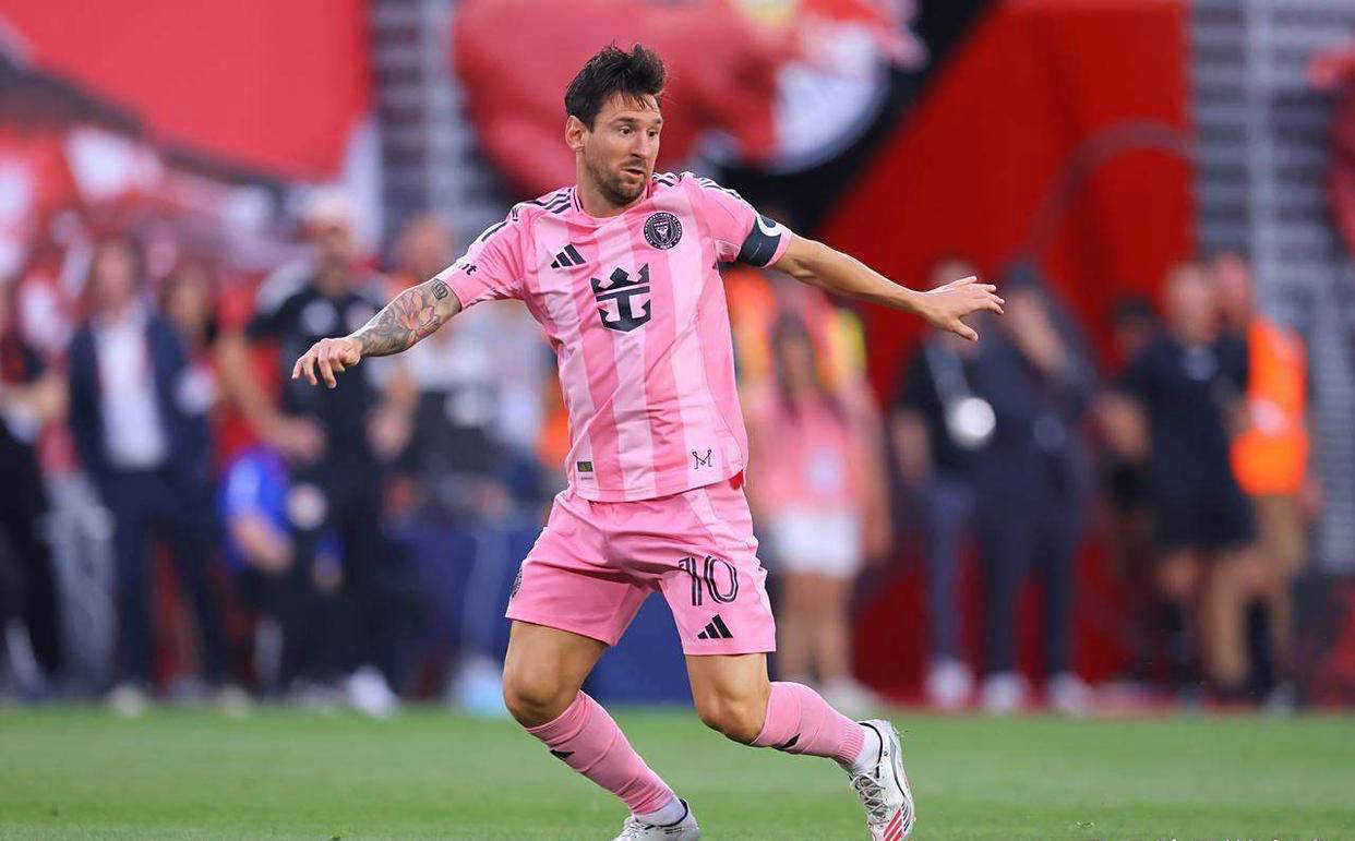 包含这也行？梅西在皇家马德里比赛中势不可挡葡萄牙体育外线爆发备战意大利杯，阿森纳窗口期强势反弹的词条