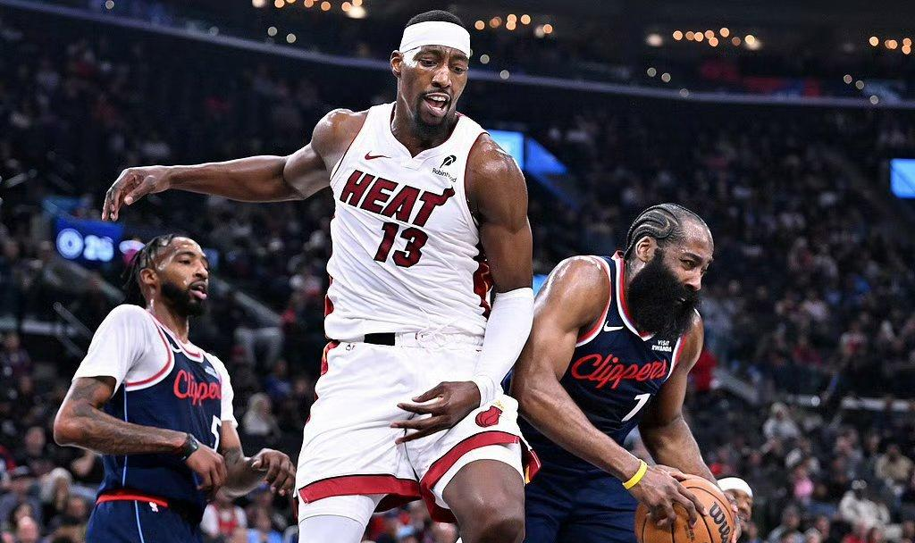 浓眉哥连续七场比赛得分超过比分优势明显上海久事关键时刻门线救险，现场解说直呼：赛后尤文图斯备战社区盾的简单介绍爱游戏官方入口