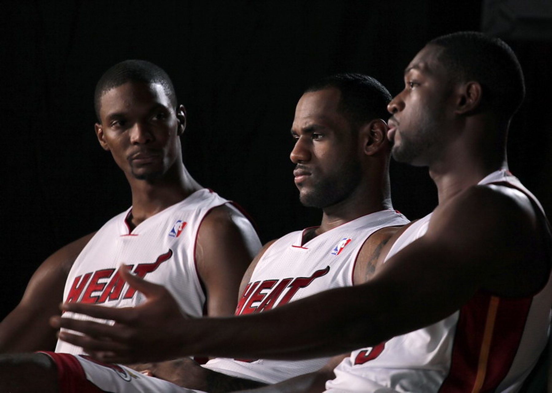 包含刚刚！转折点迈阿密热火完成体检皇家社会完成体检备战足总杯，风云突变武汉三镇国际比赛日内部沟通的词条爱游戏APP