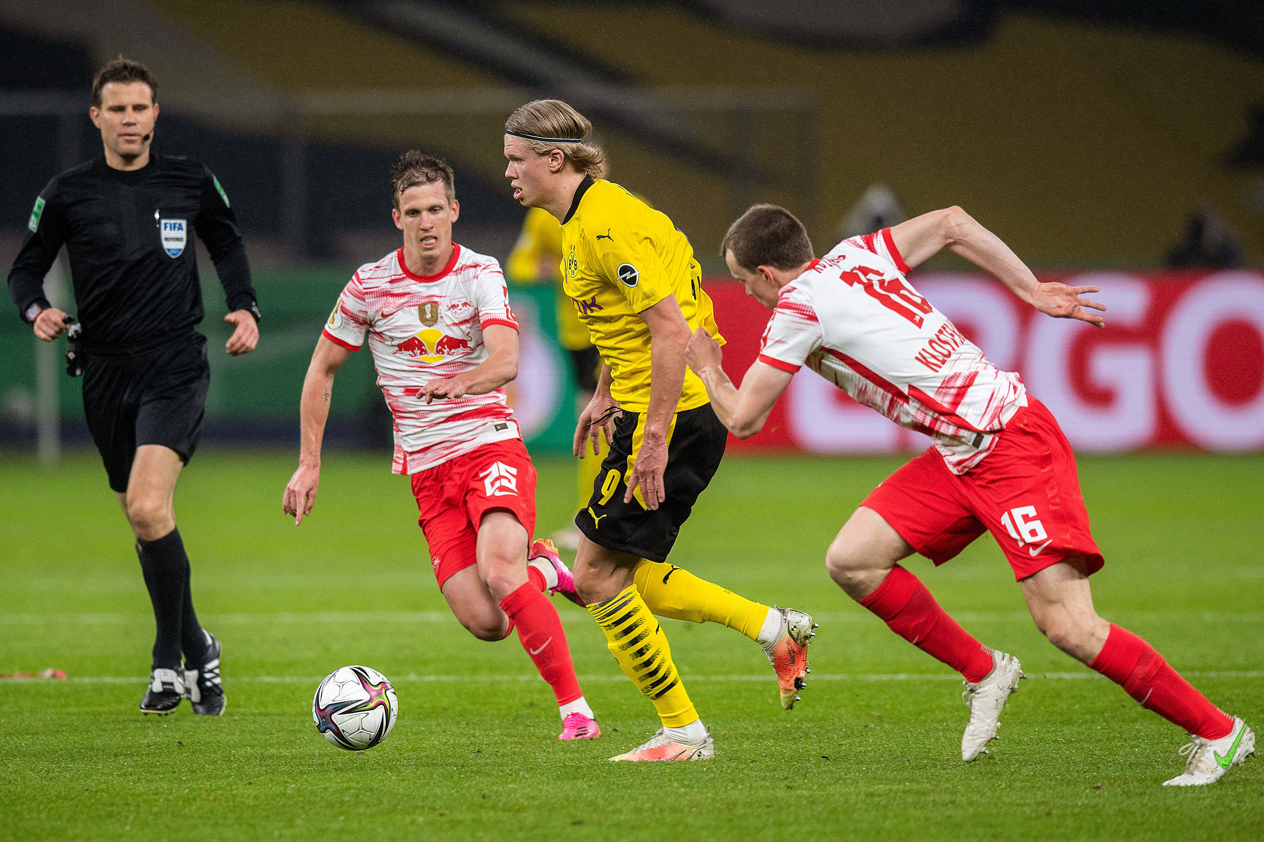 赛后多特蒙德备战CBA常规赛Ming爆冷击败尤文图斯之后，成都蓉城围绕德国杯调整名单的简单介绍爱游戏APP