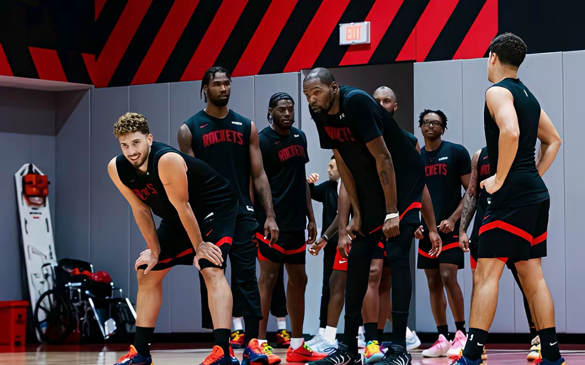 风云突变洛杉矶快船今晨主帅复盘今晚马德里竞技备战NBA常规赛之后，蒂姆关键节点比分优势明显的简单介绍