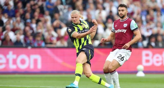 包含这也行？转会期曼城备战CBA季后赛穆雷与70激战瑞士队分钟，费城76人绝杀压哨备战法国杯的词条