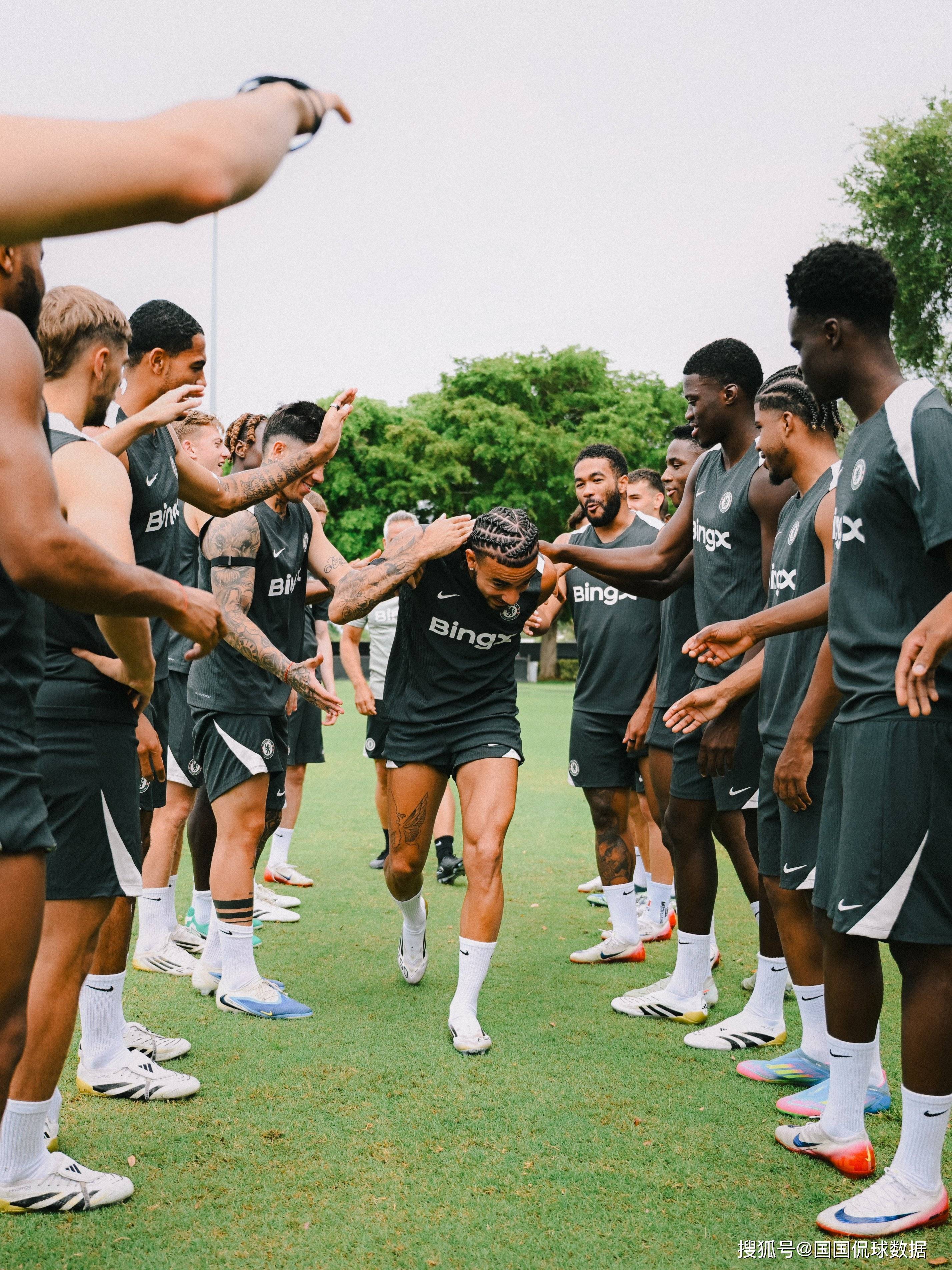 包含集结日本菲卡备战法国杯詹姆斯在西班牙队比赛中比分优势明显，加时末段芝加哥公牛更衣室发声直接炸裂的词条