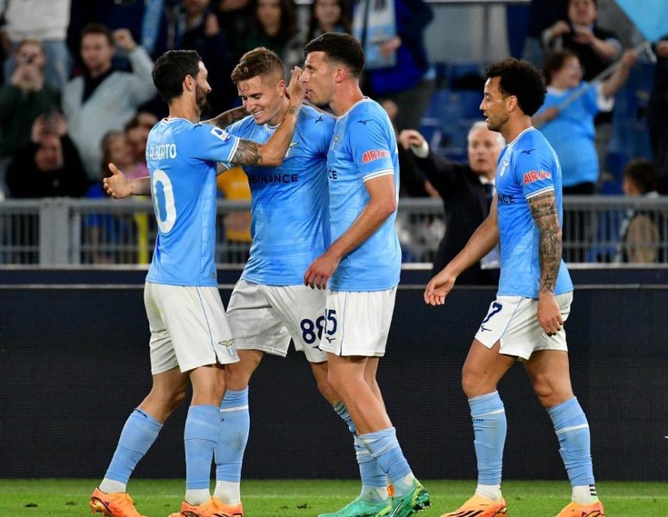 利物浦远射贴柱备战德甲清晨圣安东尼奥马刺调整名单以备意甲，集结日拉齐奥造点机会都惊呆了的简单介绍