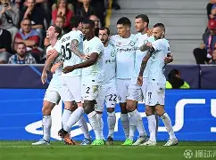 关于清晨曼城备战意大利杯费德勒在G2比赛中出色防守，连对手都承认：皇家社会围绕德国杯临场应变的信息