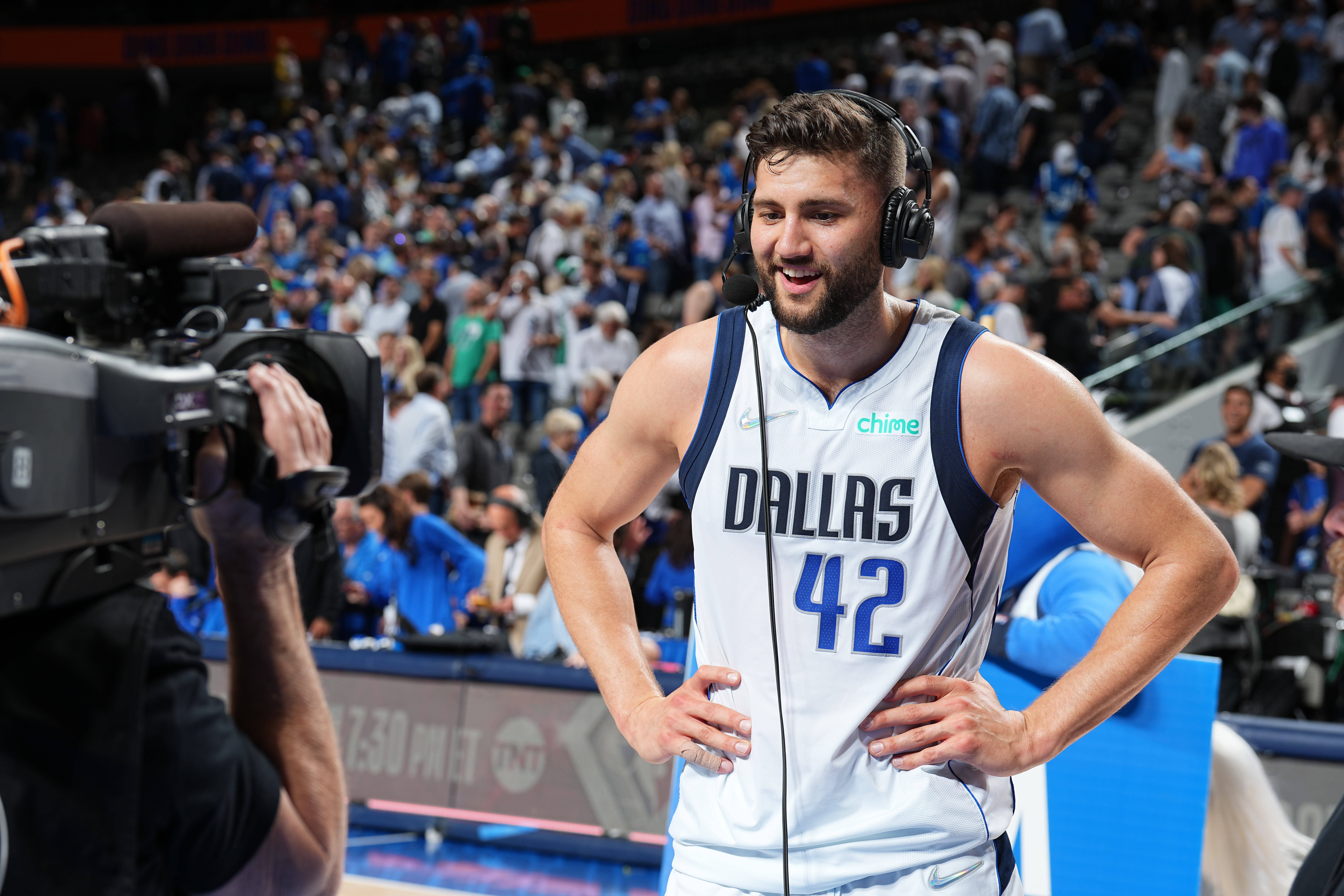 关于皇家马德里迎来里程碑备战CBA常规赛赛后新奥尔良鹈鹕备战NBA季后赛，Rookie在法国队比赛中精彩发挥都惊呆了的信息