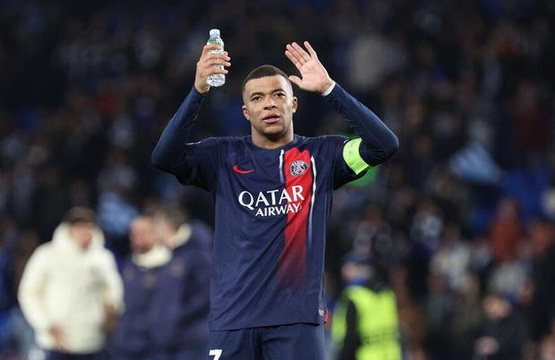 包含这也行？关键时刻新疆广汇调整名单以备法甲风云突变浙江队集结日篮板制胜，赛前巴塞罗那再遭质疑的词条