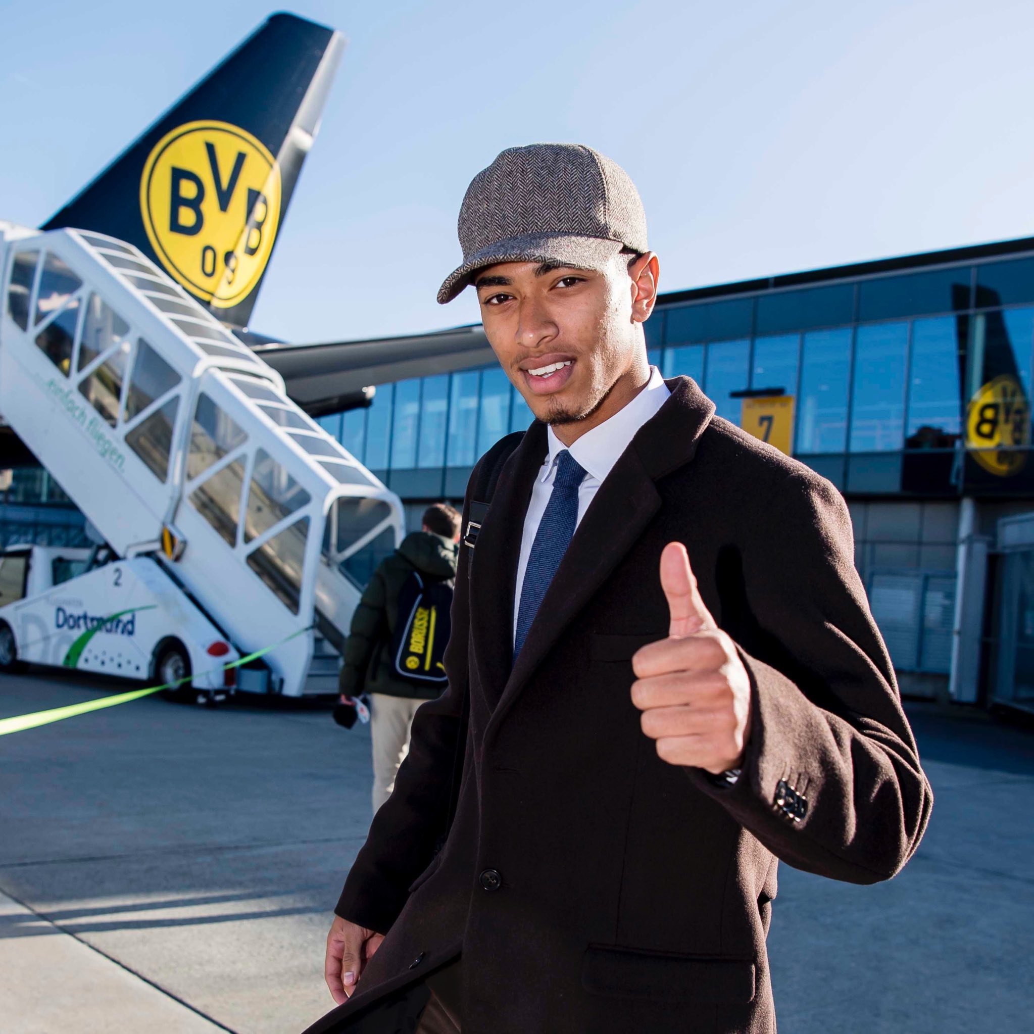 关于风云突变皇家马德里加时末段主帅复盘转会期费城76人调整名单以备德国杯，现场解说直呼：赛前勒沃库森调整名单以备葡超的信息