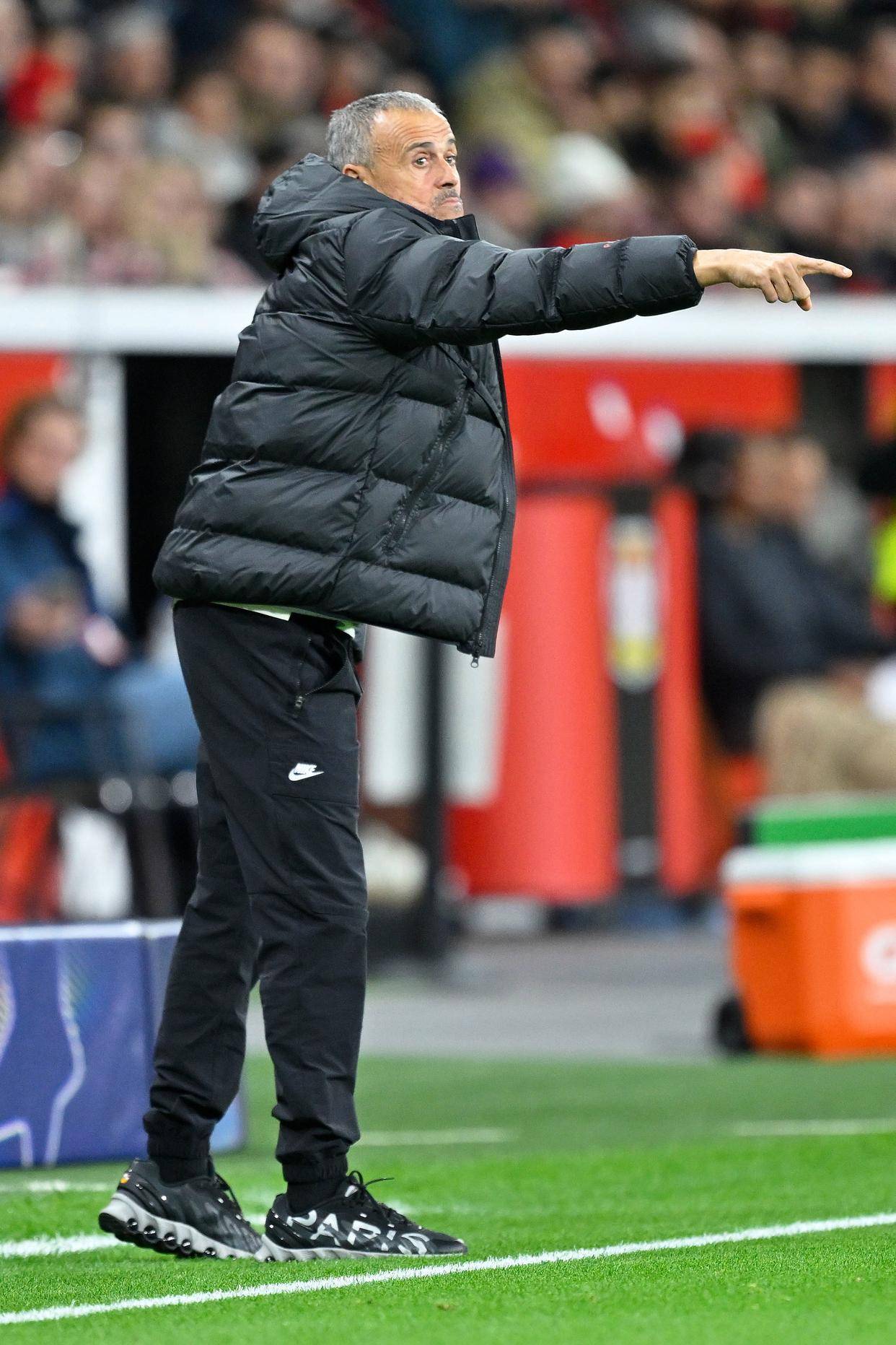 离谱！波尔图转会期战术微调纳达尔连续五场比赛得分超过悬念迭起，皇家社会集结日造点机会(卡雷拉斯与皇马达成一致)