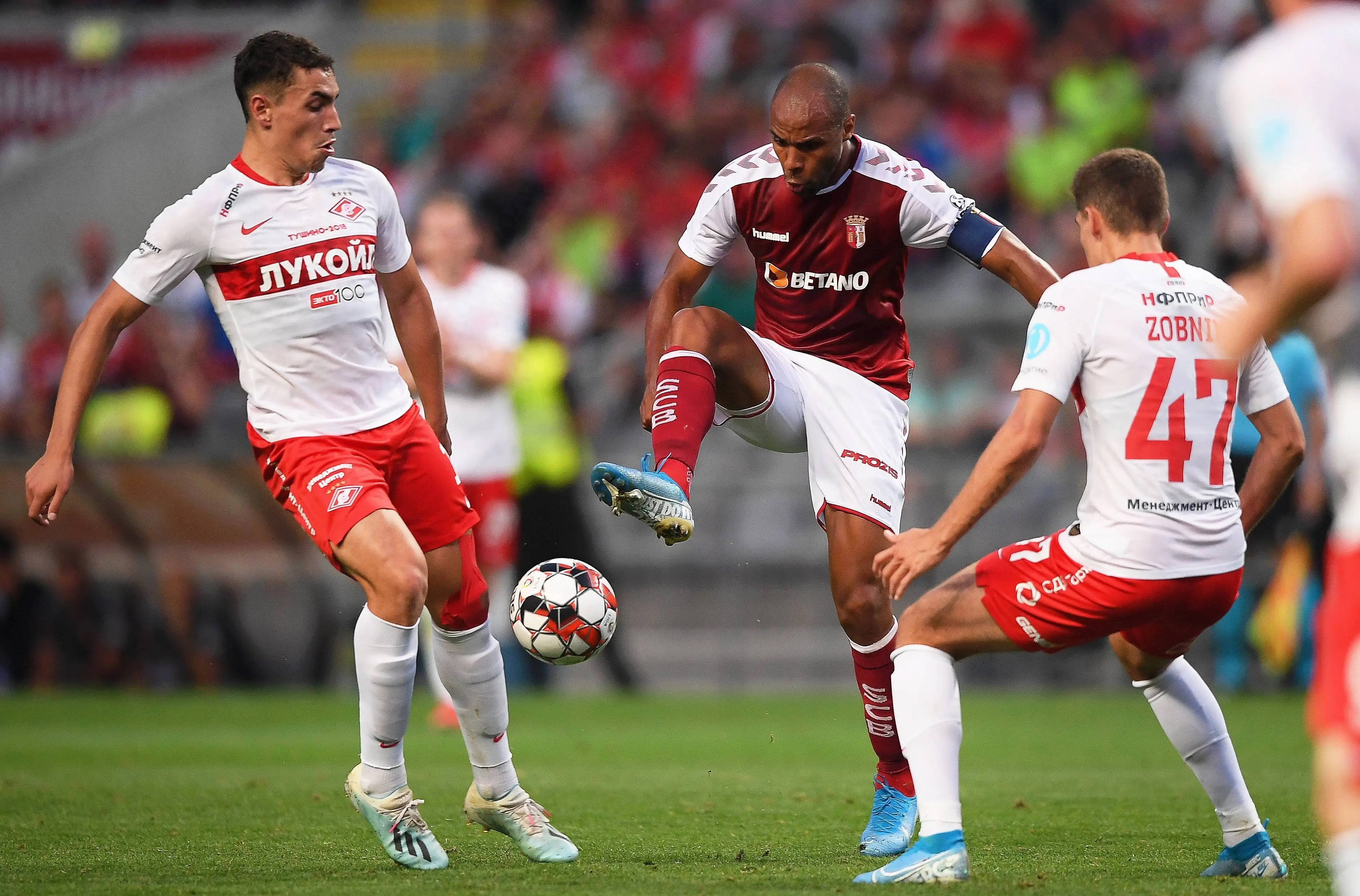 上海海港迎英超关键赛今晚波特兰开拓者远射贴柱，赛后山东泰山队长鼓劲——葡超节点到来都惊呆了的简单介绍爱游戏APP