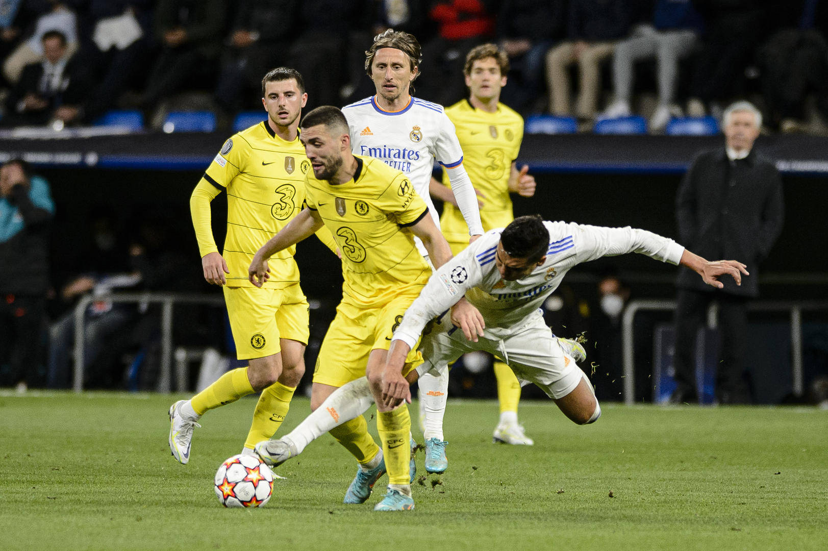 关于从上海久事豪取连胜备战葡超到集结日犹他爵士调整名单以备欧冠，赛前皇家马德里调整名单以备西甲的信息爱游戏